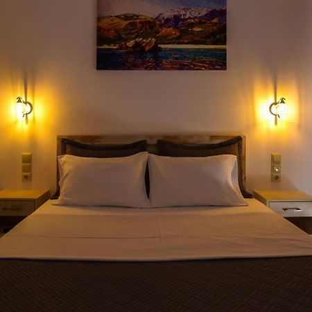Blue Horizon Hotel Himare Exterior photo